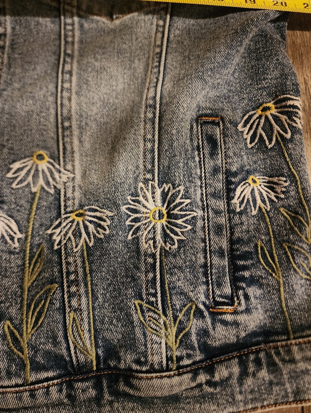 Driftwood Denim Jacket - Picture 9 of 12